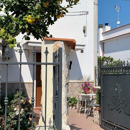 B&B Casa Biscotti Peschici Exterior foto